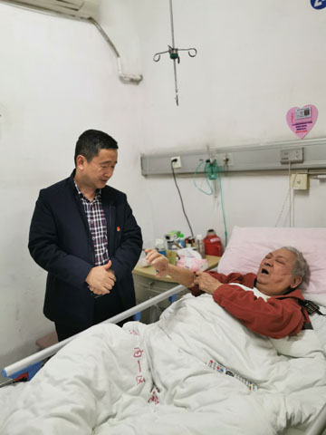 林力院长慰问.jpg 林力院长慰问.jpg