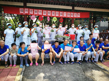 粽子节合照.jpg 粽子节合照.jpg