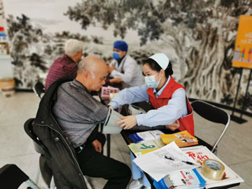 义诊1.jpg 义诊1.jpg