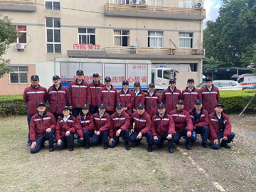 应急演练-院内聚集.jpg 应急演练-院内聚集.jpg