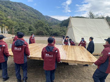 应急演练-安营扎寨4.jpg 应急演练-安营扎寨4.jpg