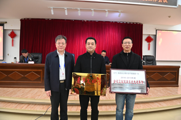 先进科室.JPG 先进科室.JPG