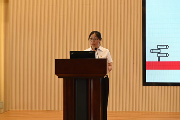 李晓莲3.jpg 李晓莲3.jpg