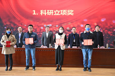 科研立项.jpg 科研立项.jpg